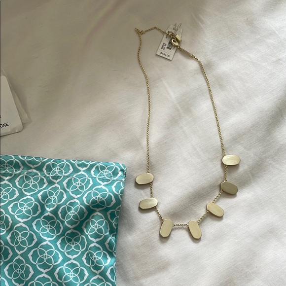 NWT Kendra Scott Gold meadow peach mop necklace - Picture 6 of 7